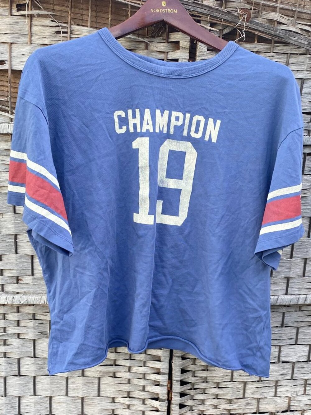 Champion Varsity Quarter Half Distressed Cropped T-Shirt 100% Cotton Large